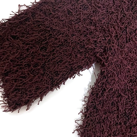 BCBGENERATION • Fuzzy Short Sleeve Deep Maroon Knit Sweater • Small • NWOT - Picture 4 of 6